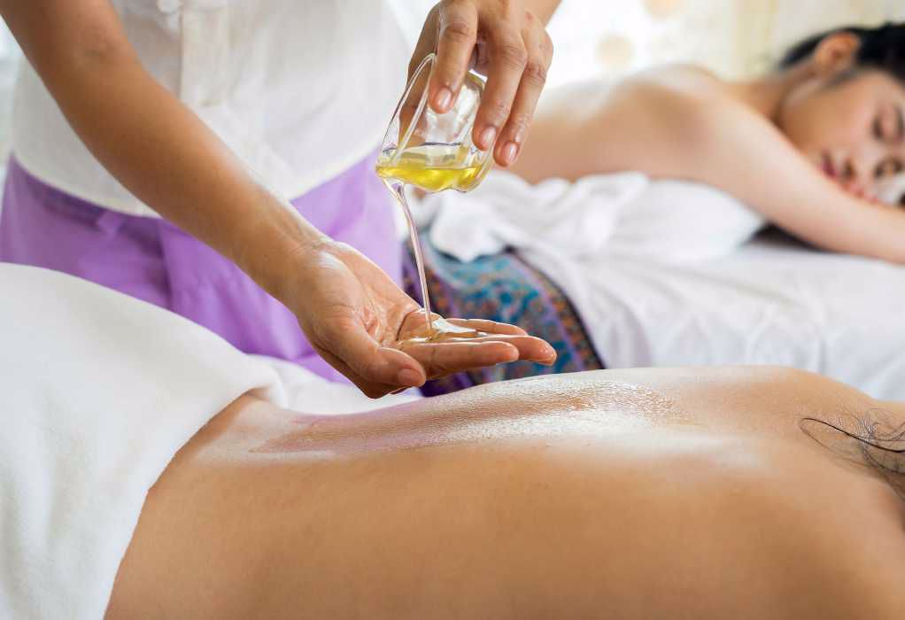 Yigitning tavsifi uchun erotik massaj Yigitning tavsifi uchun erotik massaj